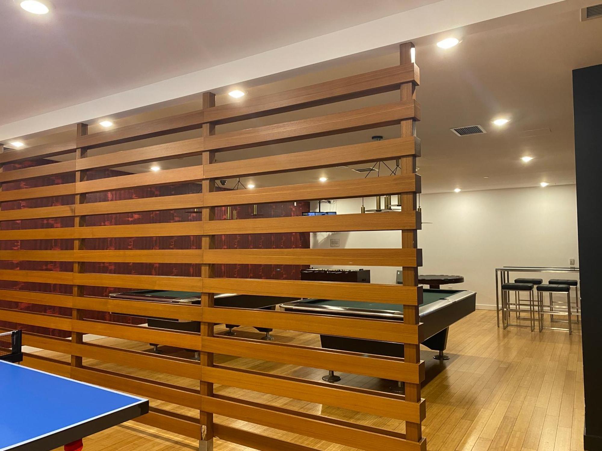Family Oriented Downtown Toronto 2Bdrm Condo With Parking & Office Space المظهر الخارجي الصورة