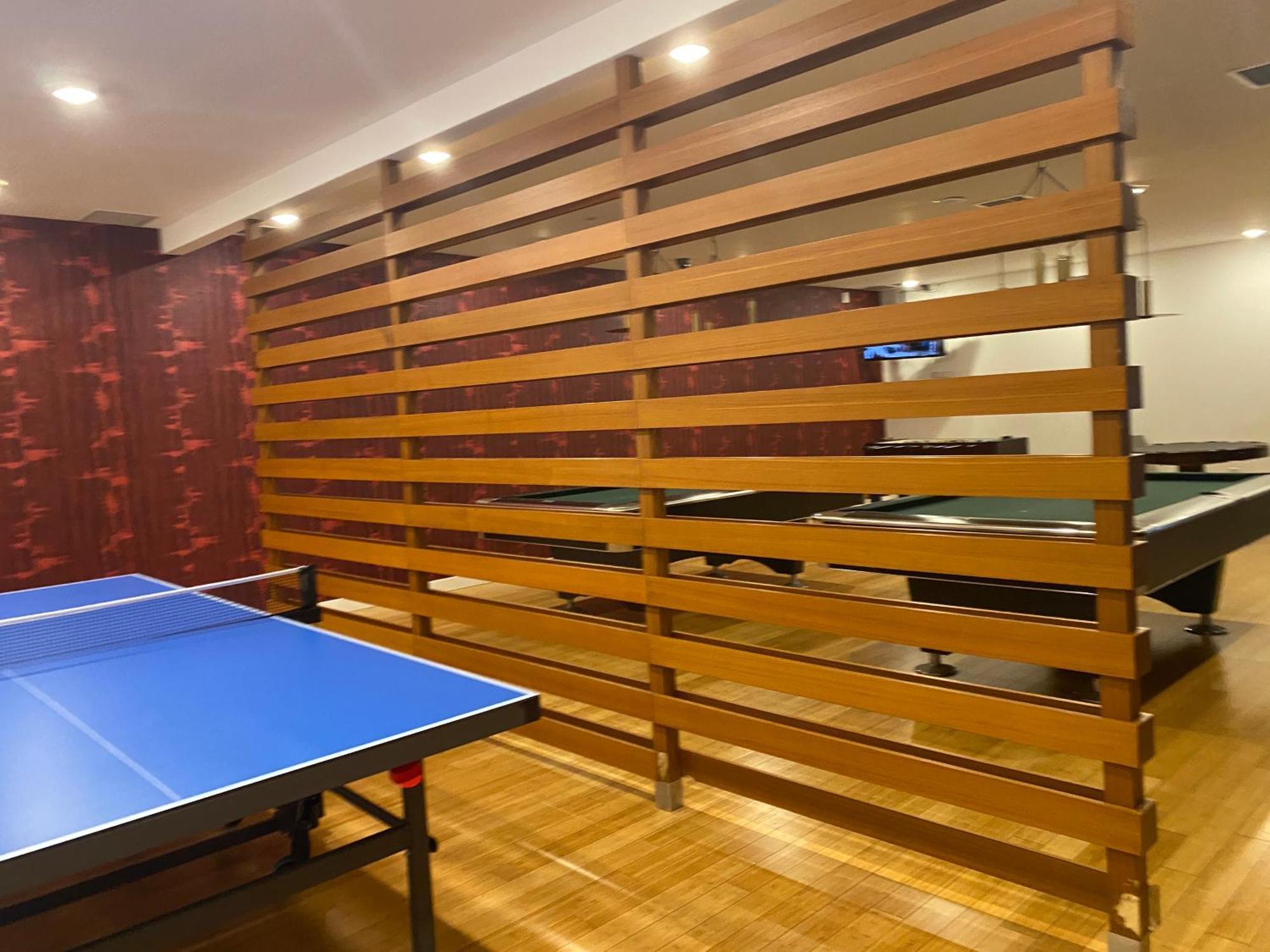 Family Oriented Downtown Toronto 2Bdrm Condo With Parking & Office Space المظهر الخارجي الصورة